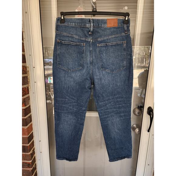 Madewell Size 32 Medium Wash Classic Straight Leg Jean 24 Inch Inseam - Picture 2 of 14